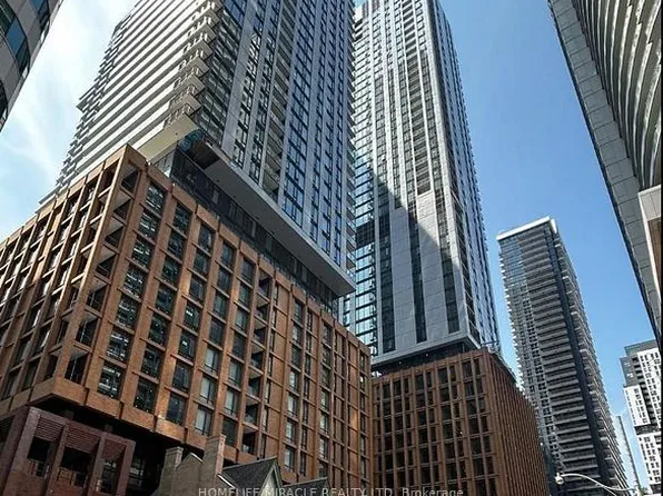 28 Widmer St, Toronto, ON