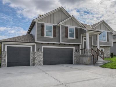 1806 Verbena Ave, Greenwood, MO, 64034
