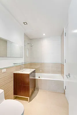 Sold by Modern Spaces | media 5