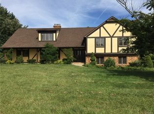 30 Demarest Rd, Warwick, NY 10990