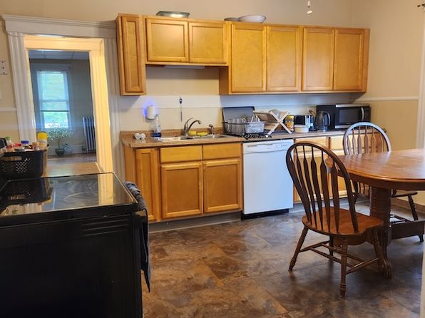 6 Richmond Ave APT 1