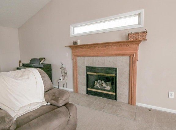 5th image of 1199 Bay Laurel Dr