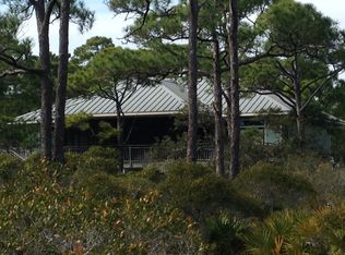 1304 Azalea Dr, Eastpoint, FL 32328