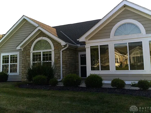 4733 Cobblestone Dr, Tipp City, OH 45371