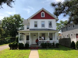 45 Raynor St, Freeport, NY 11520