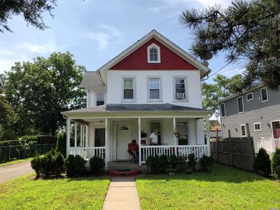 45 Raynor St, Freeport, NY, 11520