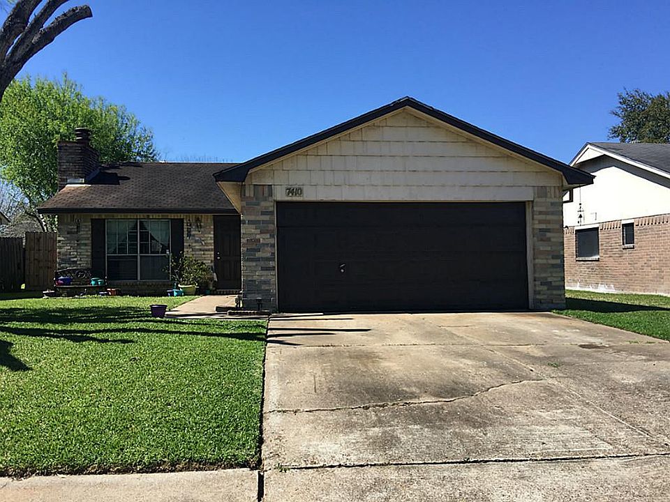 1st image of 7410 Mesones Dr