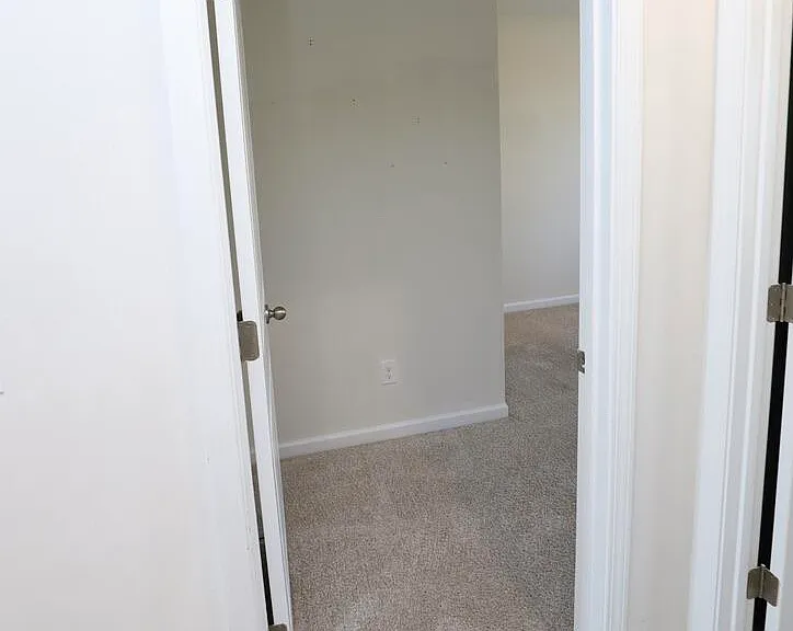 2943 Old Field Rd — Photo 46