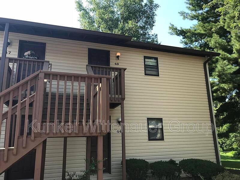 1st image of 44 Pepperwood Ct