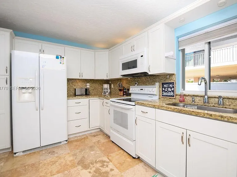 177 Lorelane Pl — Photo 35