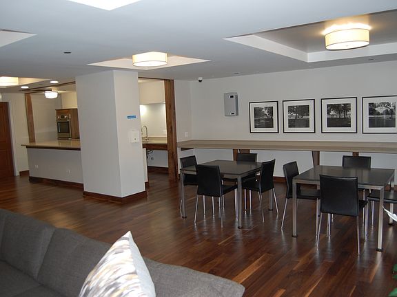 4th image of 530 N Lake Shore Dr APT 901
