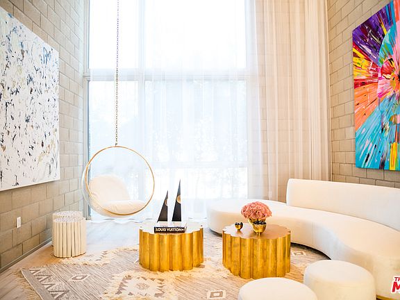 3rd image of 3450 Cahuenga Blvd W APT 803