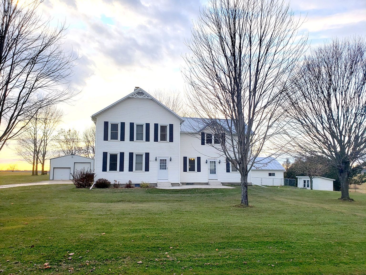 N5207 Lemke Rd, Chilton, WI 53014 | Zillow