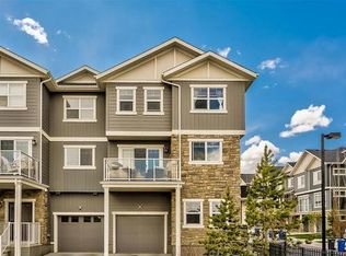 901 Evanston Mnr NW, Calgary, AB T3P0R9