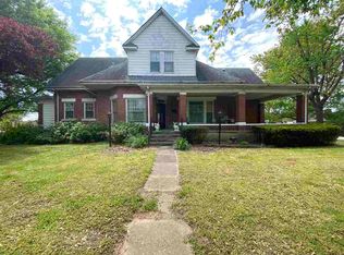 202 SW 2nd St, Corning, AR 72422