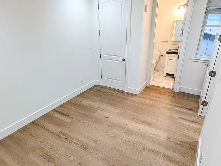 615 Minna St — Photo 24