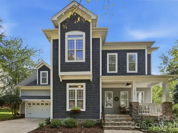 7337 Cascading Pines Dr, Tega Cay, SC 29708