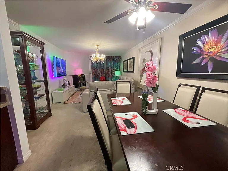 21520 Burbank #211 — Photo 28