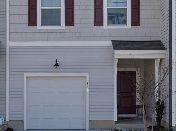 845 Falls Grove Trl, High Point, NC 27265