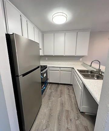 2nd image of 4061 Van Dyke Ave #6