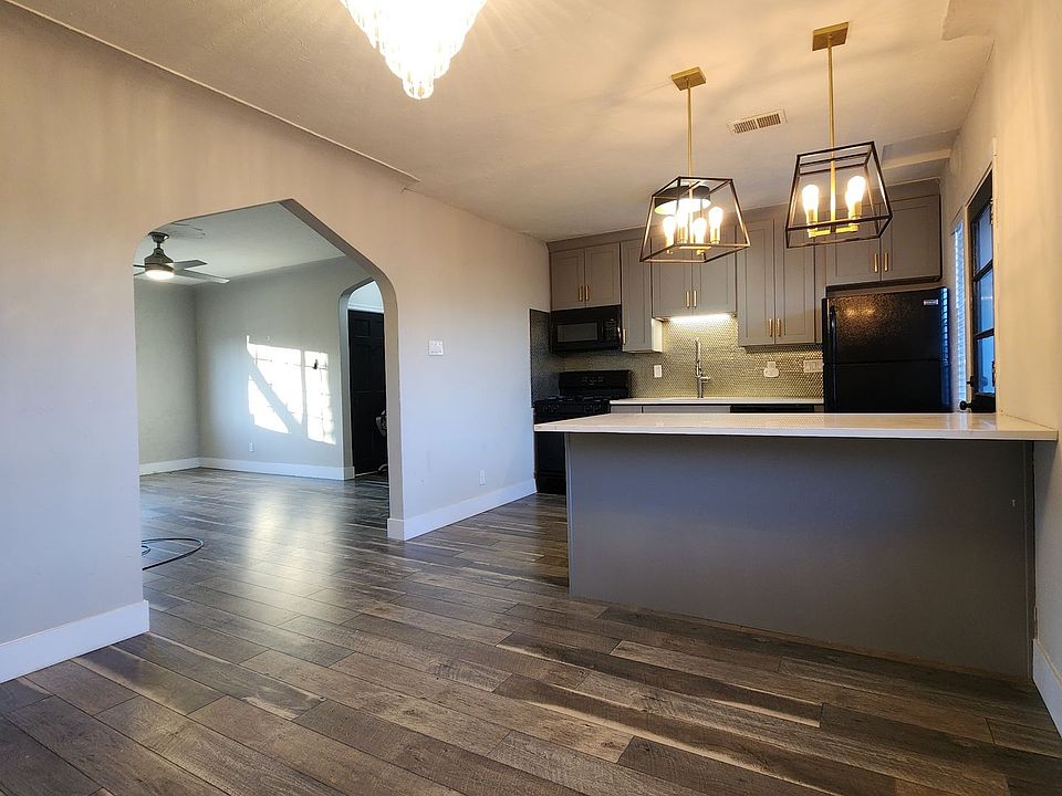 1st image of 6475 Nottingham Ave #1B-1Ba