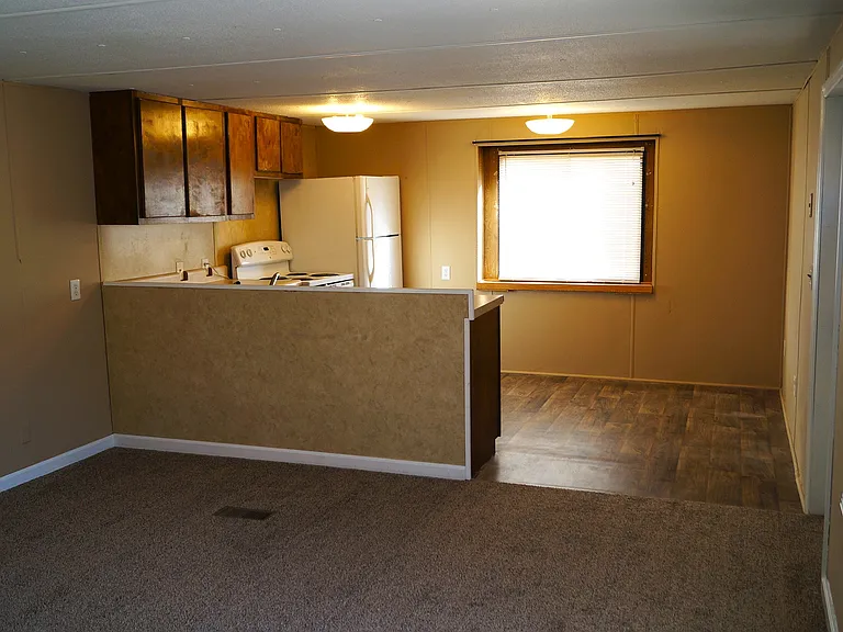 412 Copeland Park St — Photo 6