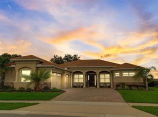 8847 Fallen Oak Dr, Davenport, FL 33896