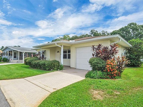 3rd image of 4938 COLONNADES CIRCLE E
