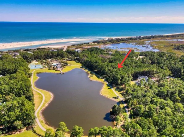 2735 Vanderbilt Boulevard, Pawleys Island, SC 29585