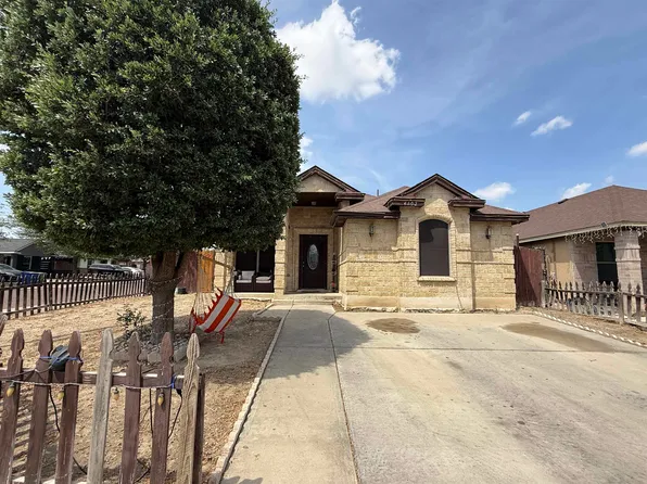 4102 Alemany St, Laredo, TX 78046