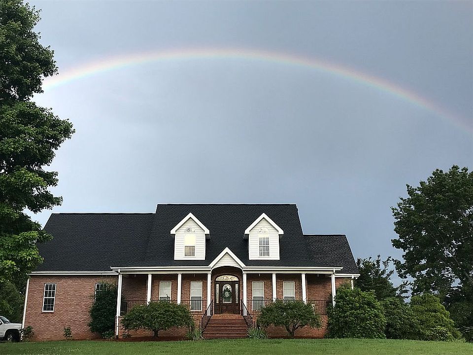 1st image of 151 Blueberry Hill Dr