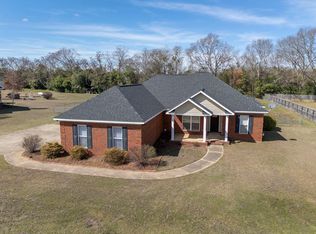 1014 W King St, Headland, AL 36345