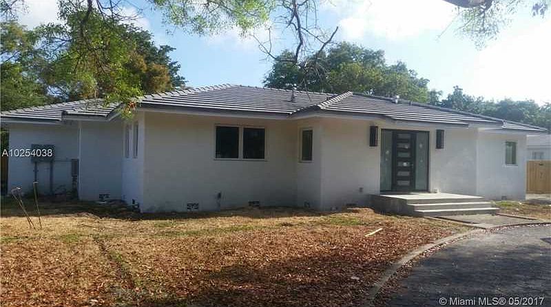 1st image of 905 NE 92nd St