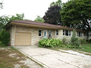 7155 N Hwy 83, Long Grove, IL