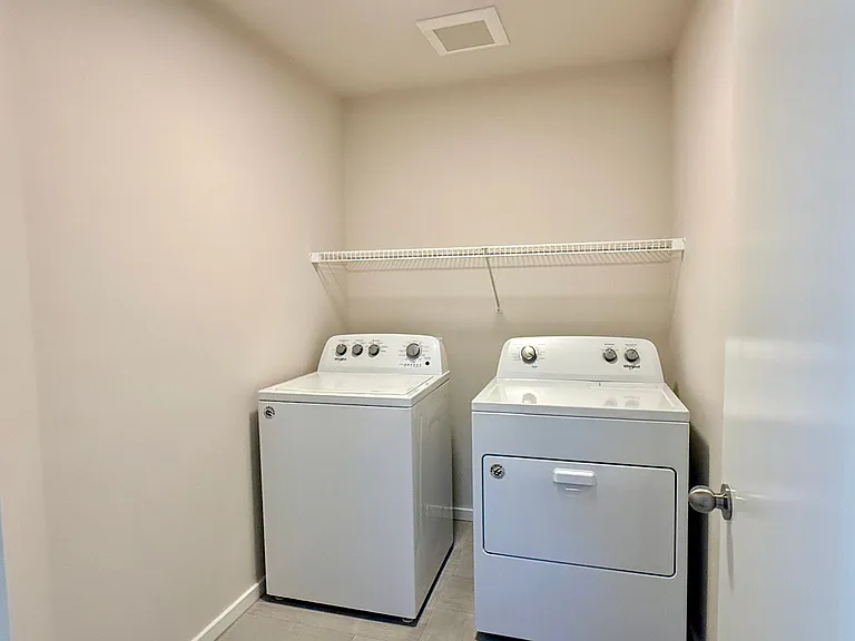 13628 Manor Way #C4 — Photo 38