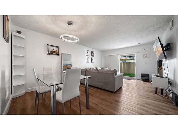 4th image of 1141 NW 125th Ave #101