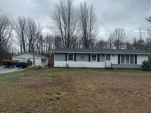5824 141st Ave, Holland, MI 49423