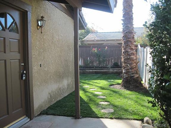 3rd image of 23512 Lampara Dr