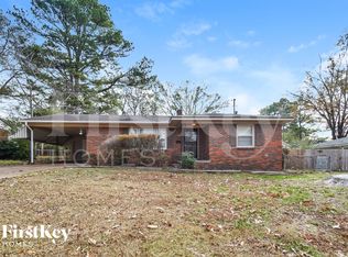 1458 S White Station Rd, Memphis, TN 38117