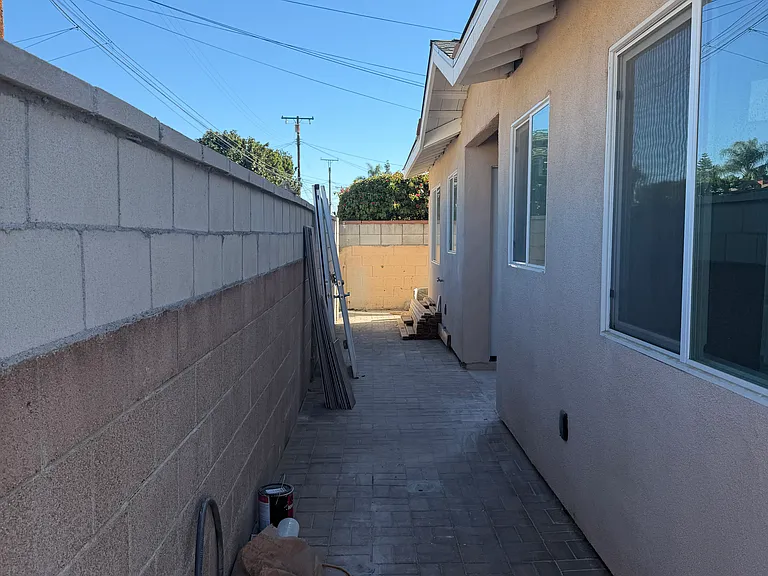1803 James Pl — Photo 24