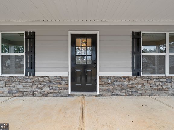 3rd image of 149 Willow Forest Rd