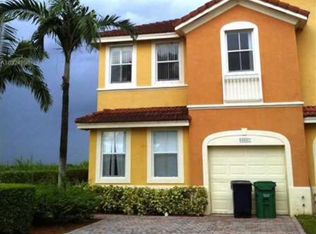 16685 SW 84th Ter, Miami, FL 33193