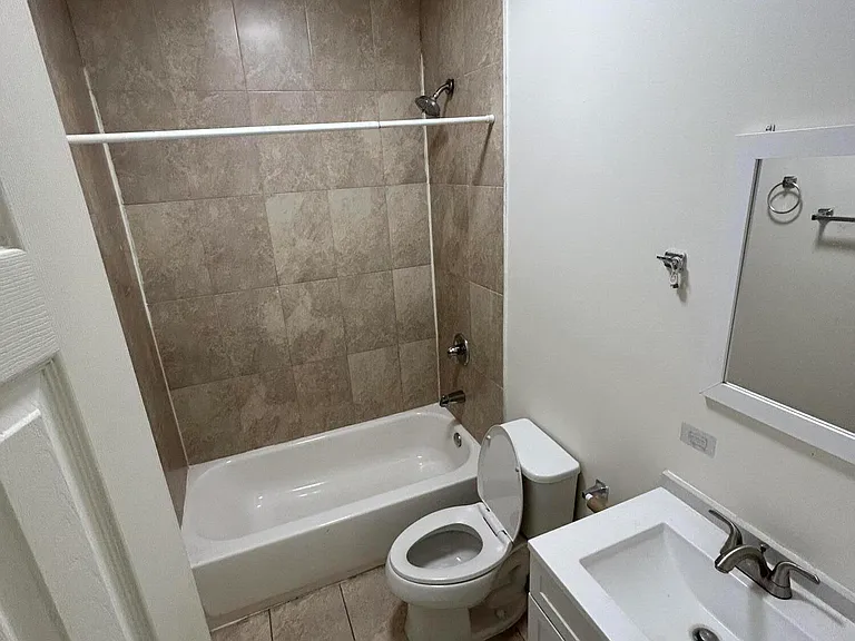 25 Stanley Ave #1 — Photo 6