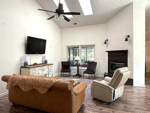 4th image of 5258 Ashbrook Dr