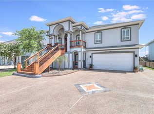 113 Bay Ct, Aransas Pass, TX 78336