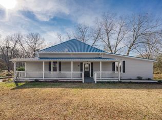 215 Sims St, Maysville, GA 30558