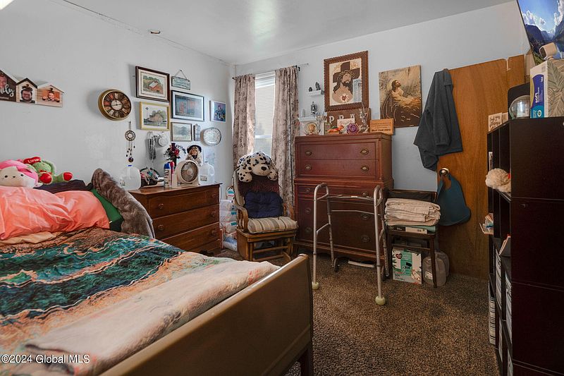 5th image of 294 Saratoga Street