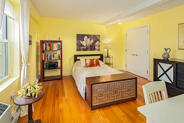 Sold by Brown Harris Stevens | media 5