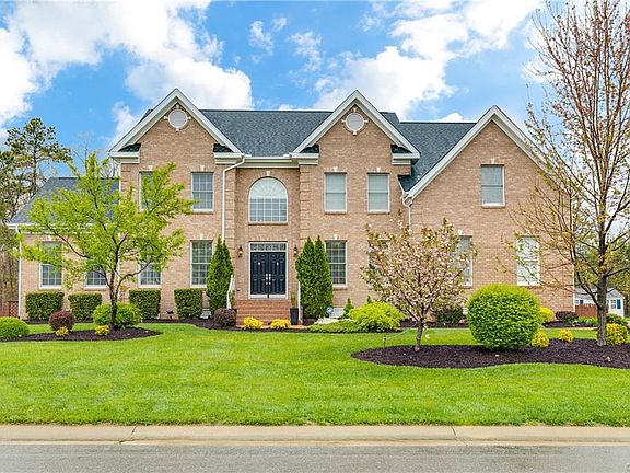 2nd image of 3704 Heverley Dr