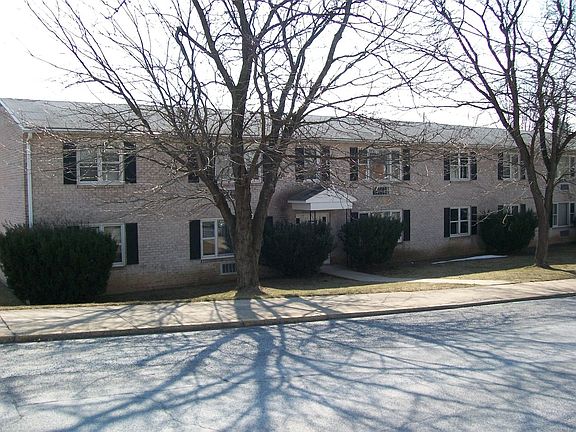 3rd image of 21-23 Tritle Ave #A